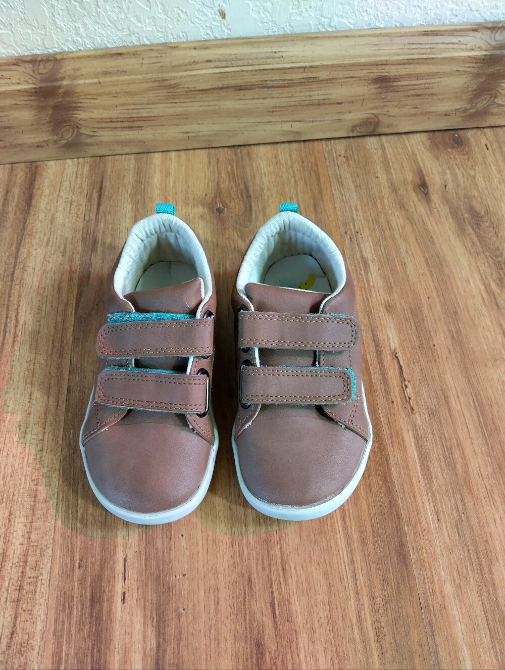 Ten Little Shoes Size 10